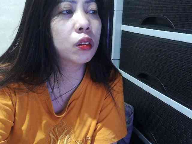 Cassiee webcam