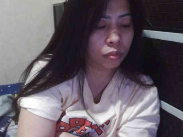 Cassiee webcam