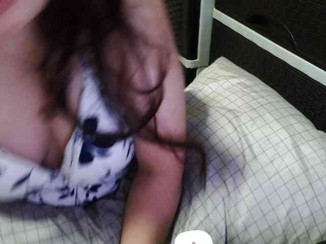 Cassiee webcam