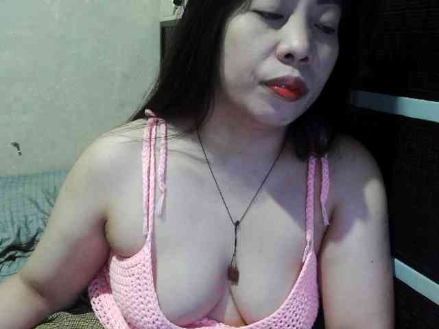 Cassiee webcam