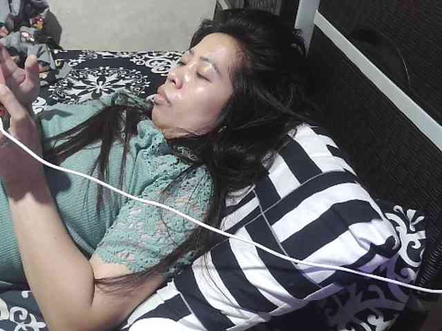 Cassiee webcam