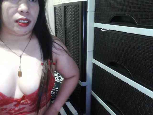 Cassiee webcam