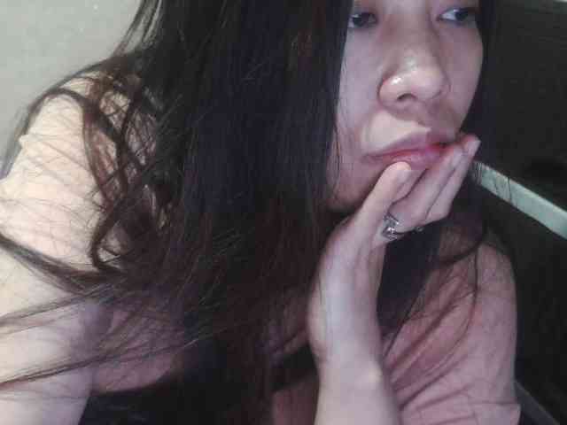 Cassiee webcam