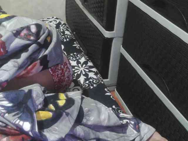 Cassiee webcam