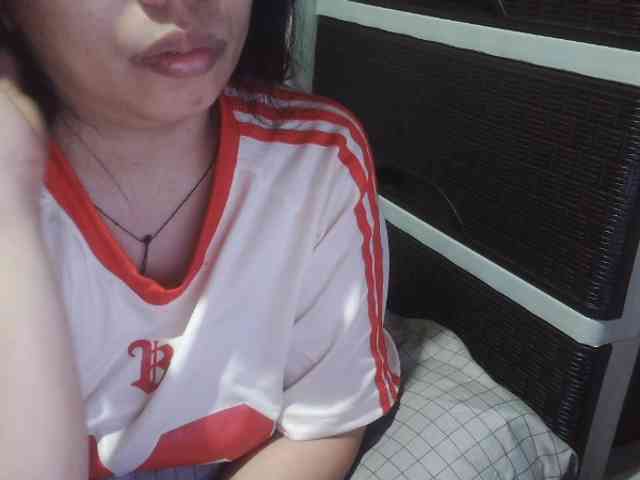 Cassiee webcam