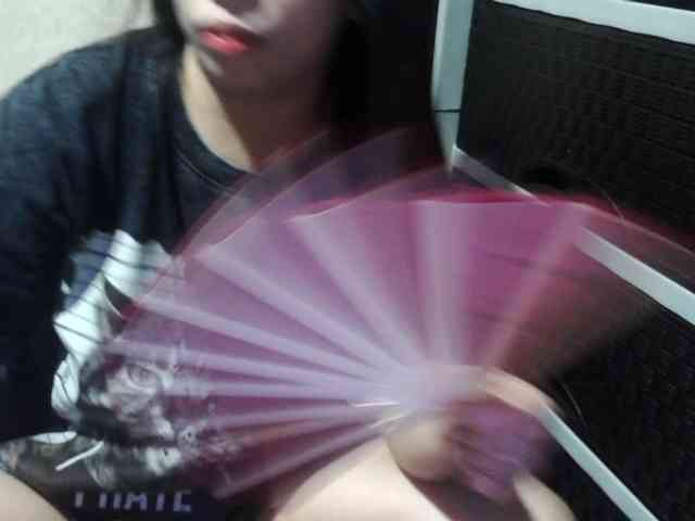 Cassiee webcam