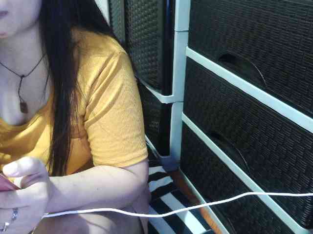 Cassiee webcam