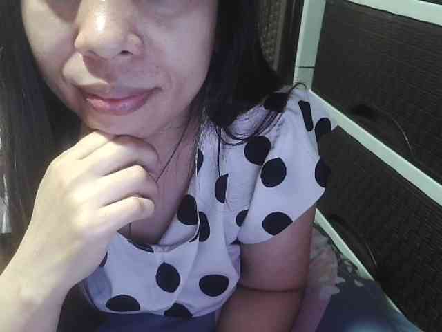 Cassiee webcam
