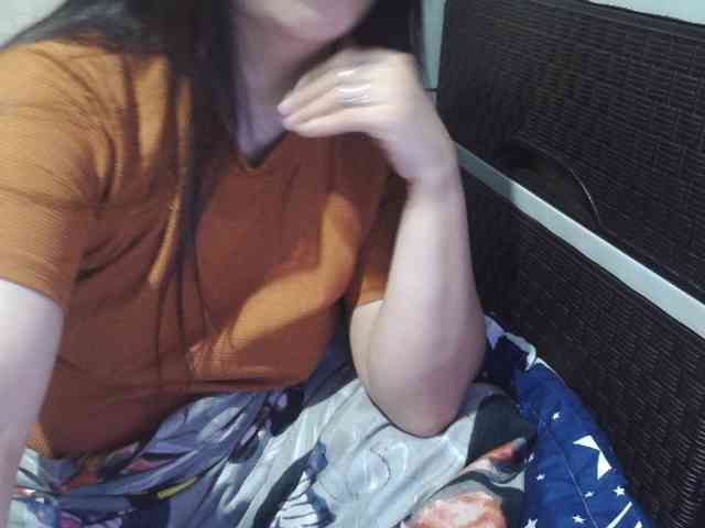 Cassiee webcam