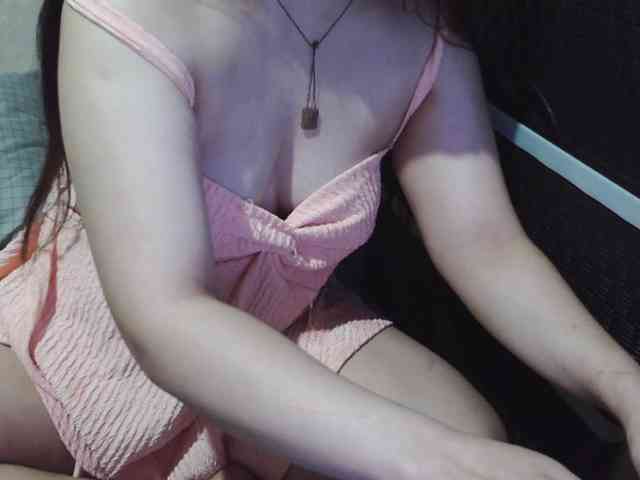 Cassiee webcam