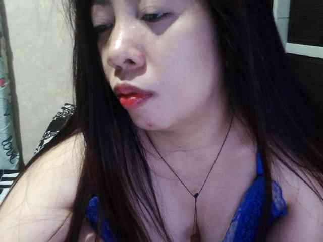 Cassiee webcam