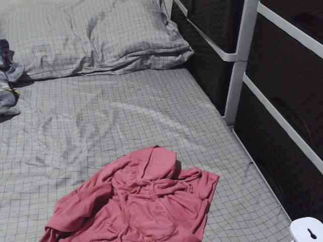 Cassiee webcam