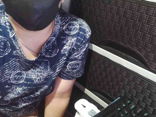 Cassiee webcam