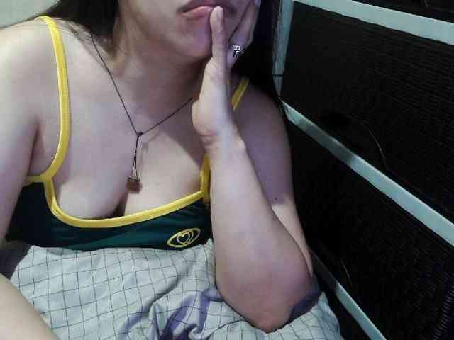 Cassiee webcam