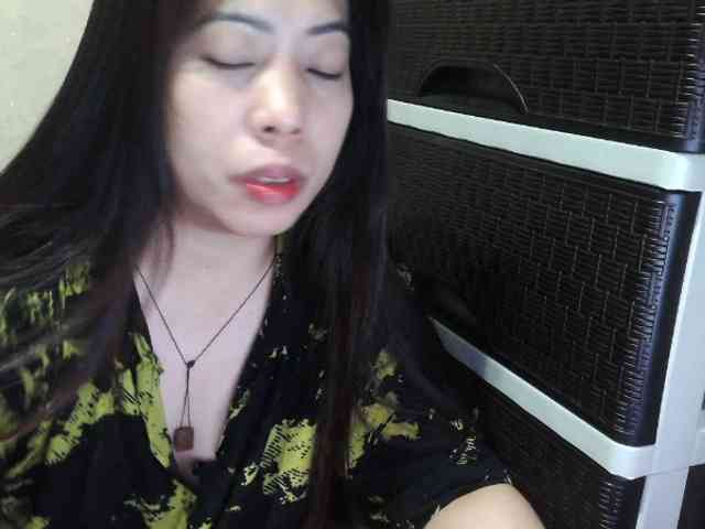Cassiee webcam