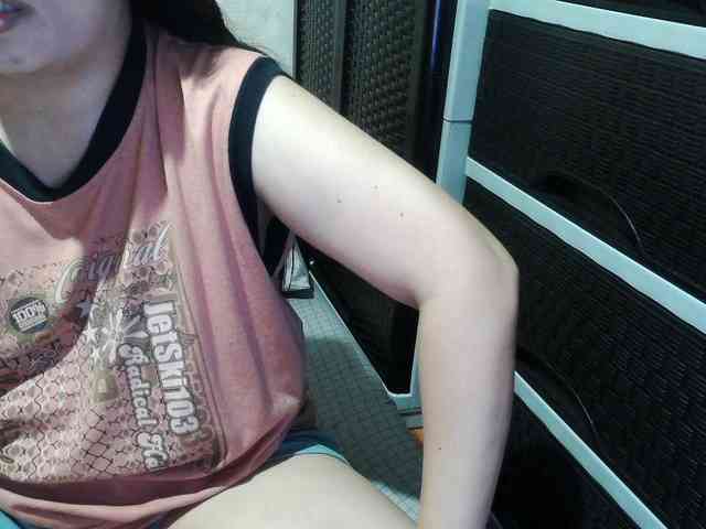 Cassiee webcam