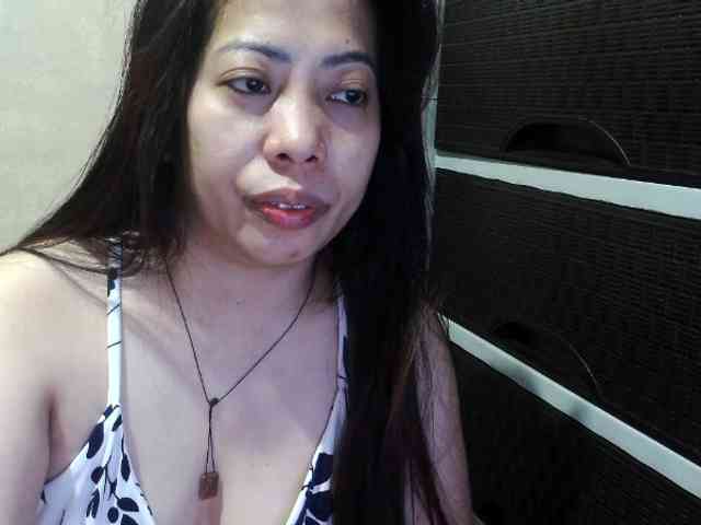 Cassiee webcam