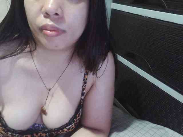 Cassiee webcam