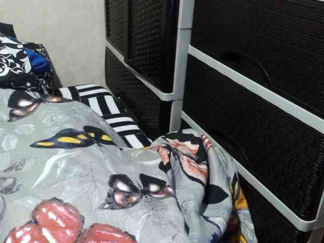 Cassiee webcam