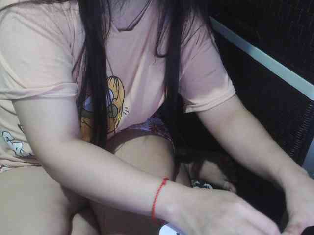 Cassiee webcam