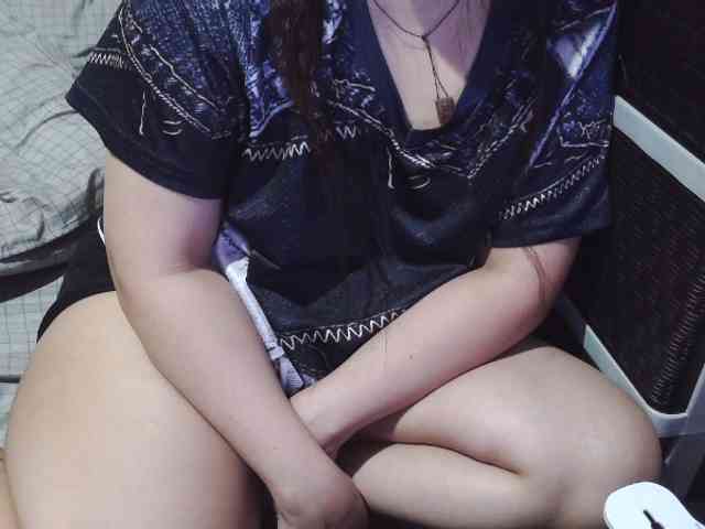 Cassiee webcam