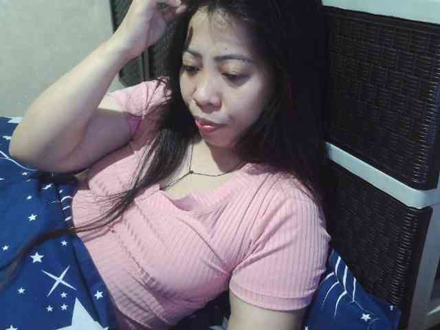 Cassiee webcam