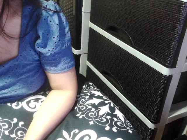 Cassiee webcam