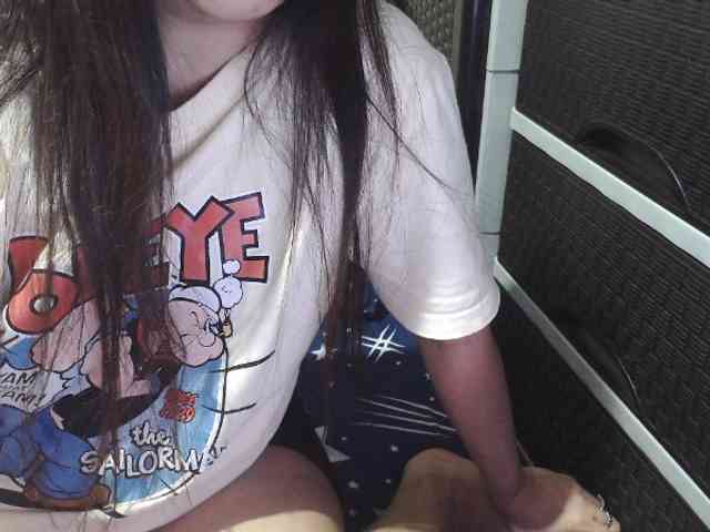 Cassiee webcam