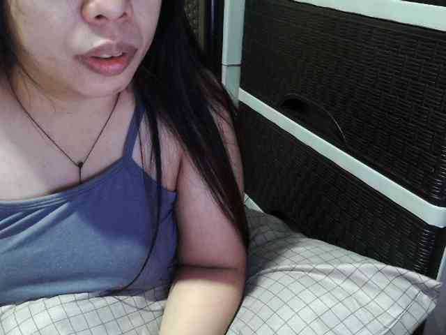 Cassiee webcam