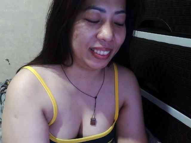 Cassiee webcam