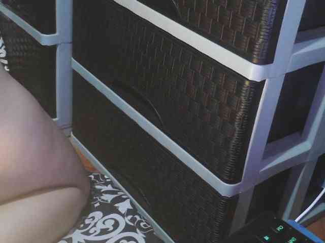 Cassiee webcam