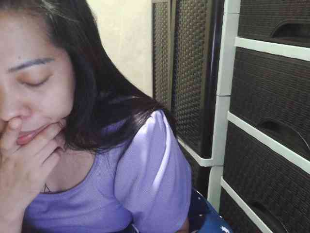 Cassiee webcam