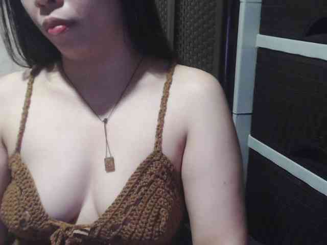 Cassiee webcam