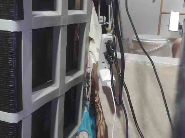 Cassiee webcam