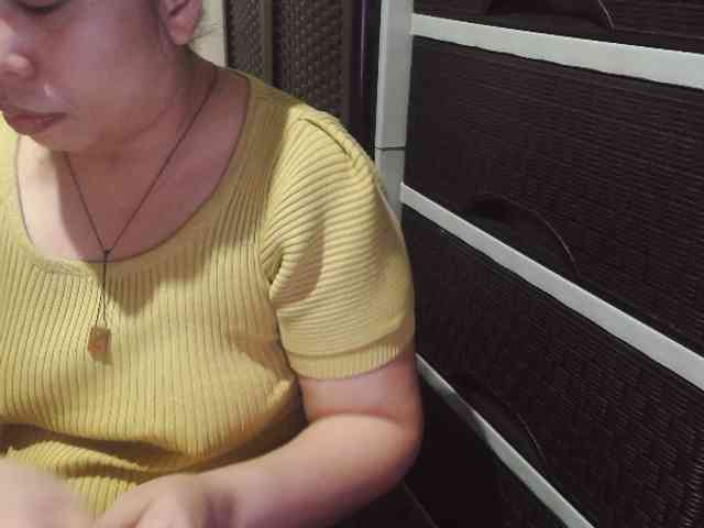 Cassiee webcam