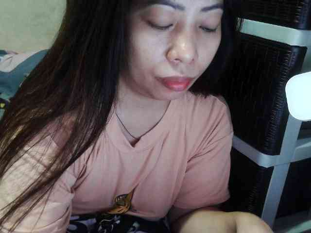 Cassiee webcam
