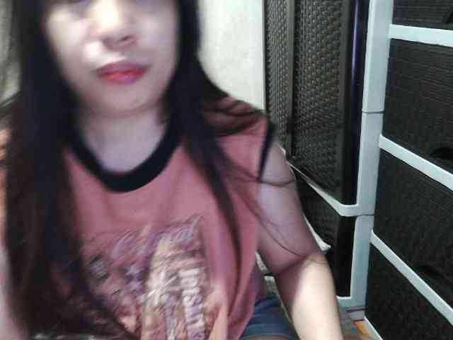 Cassiee webcam