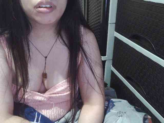 Cassiee webcam