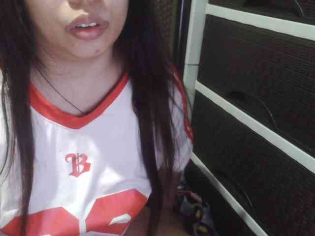 Cassiee webcam