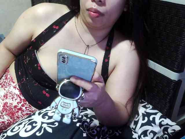 Kazzandra webcam