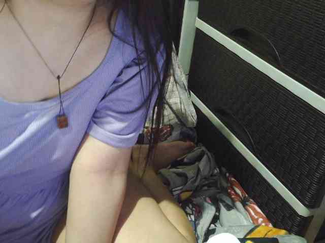 Cassiee webcam