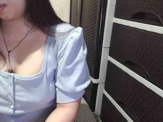 Cassiee webcam