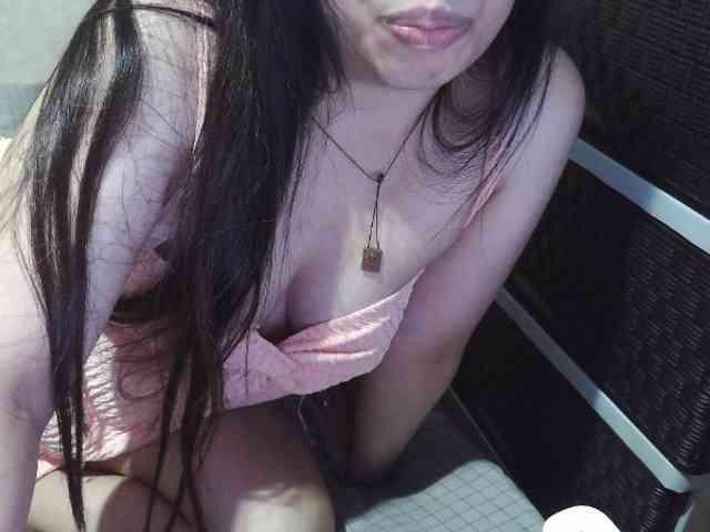 Cassiee webcam