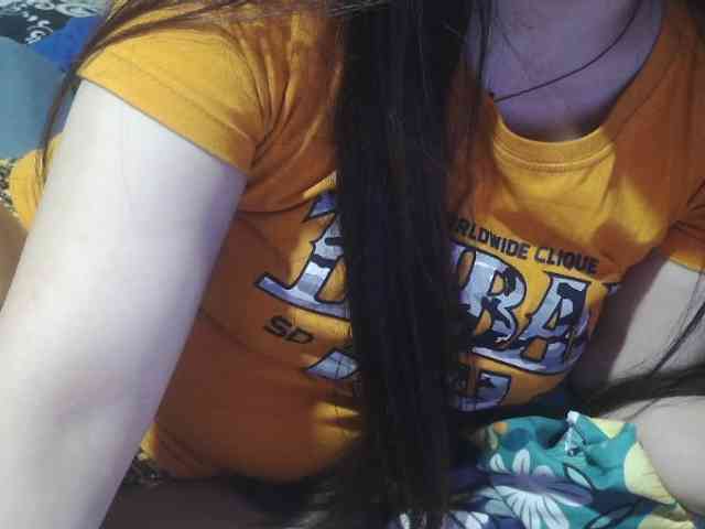 Cassiee webcam