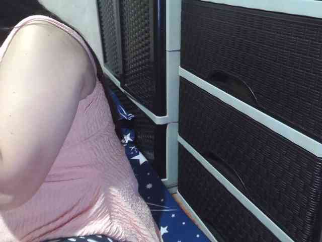 Cassiee webcam
