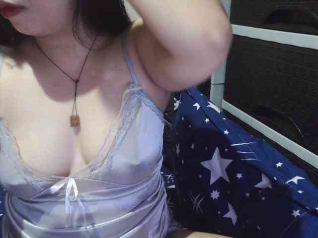 Cassiee webcam