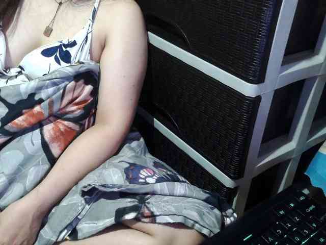 Model: Cassiee