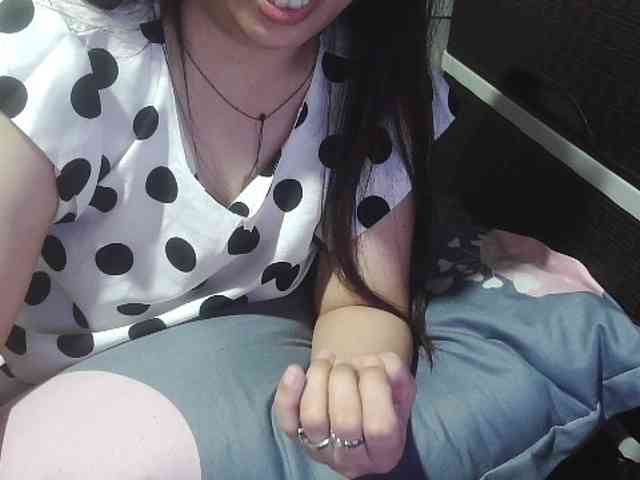 Cassiee webcam
