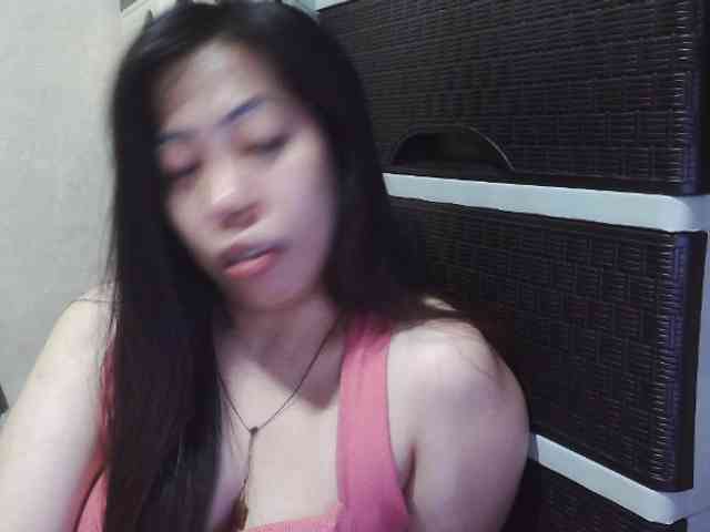 Cassiee webcam