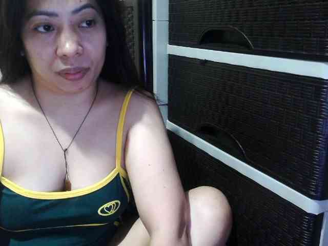 Cassiee webcam